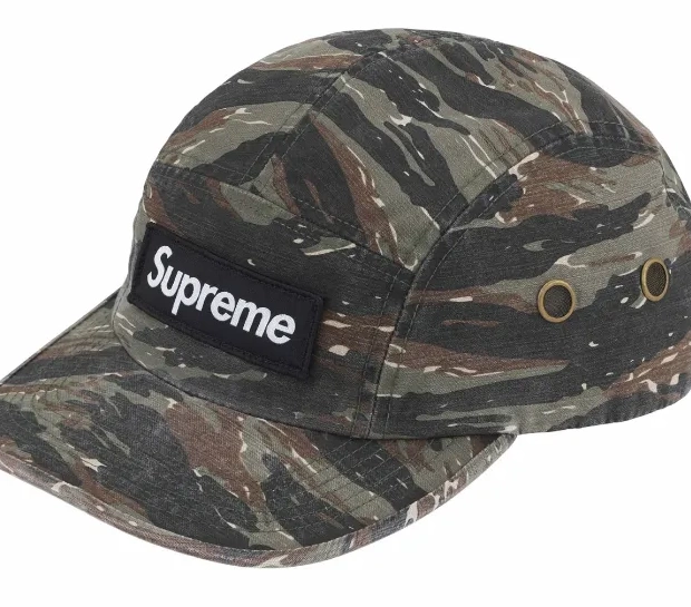 Camo Camo, Green MILITARY CAMP Red CAP SS24 0311